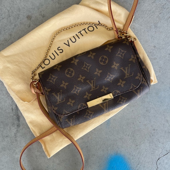 Louis Vuitton Handbags - LOUIS VUITTON PM FAVORITE